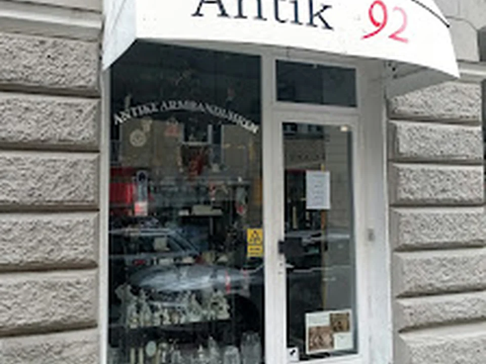 Antik 92 Antiquitäten München