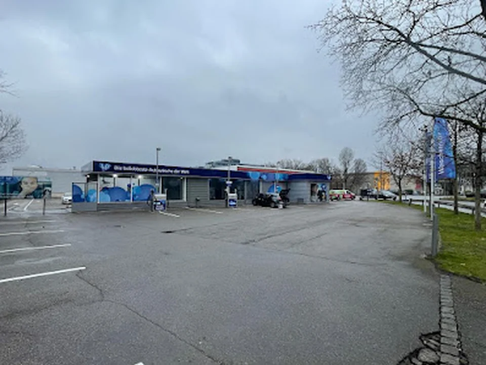IMO Car Wash