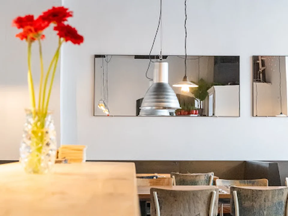 Spezlwirtschaft Haidhausen BAR, BISTRO, STAMMLOKAL.