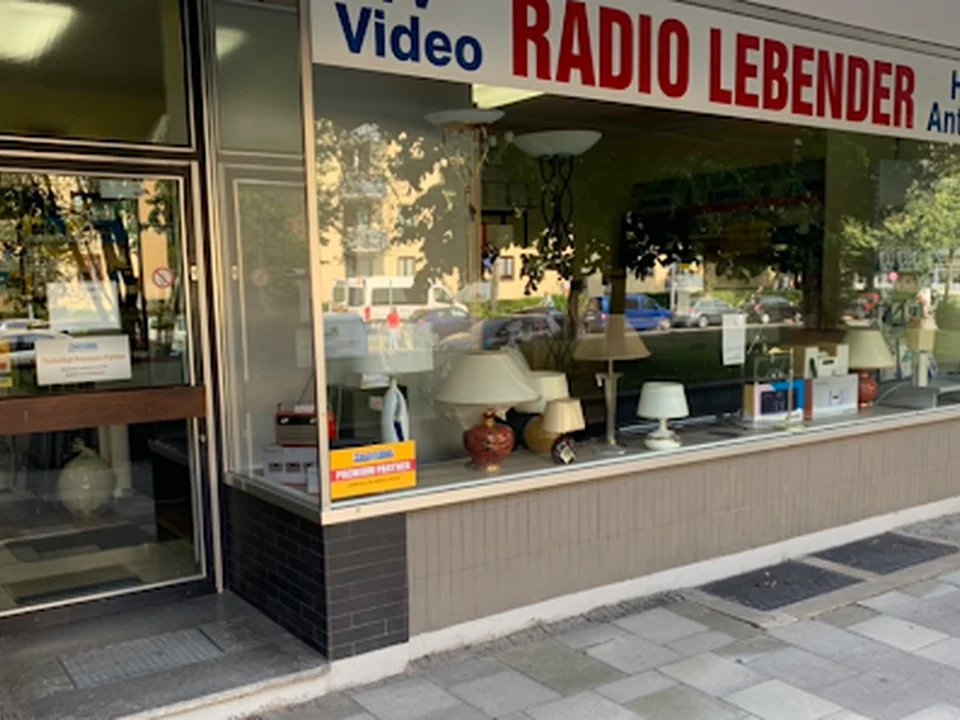Radio Lebender seit 1973 Technisat Premium Partner / Verkauf und Reparatur von TV- Video-Hifi-Smartphone- Licht, München