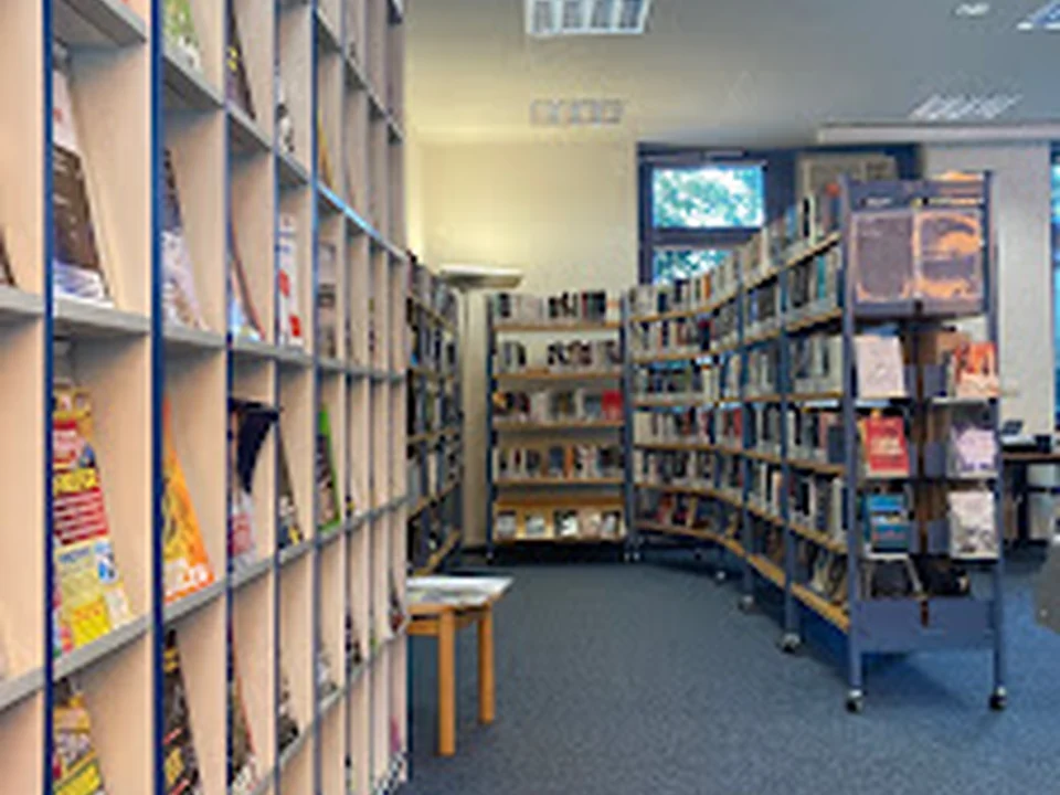 Münchner Stadtbibliothek Milbertshofen, München