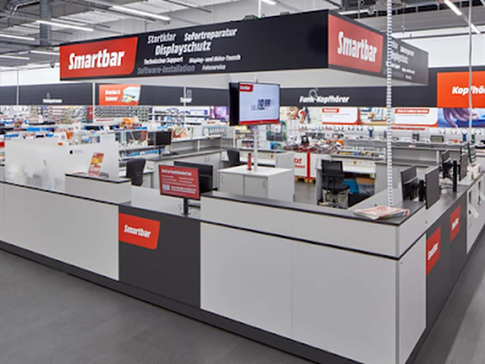 MediaMarkt Smartbar Handy Reparatur München - Euroindustriepark