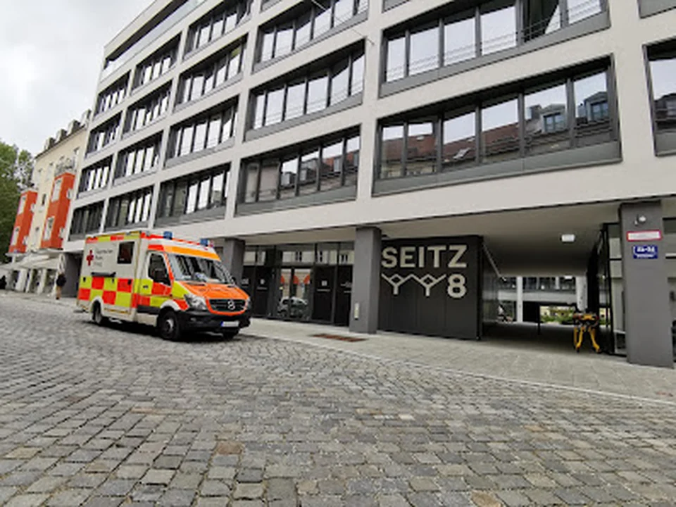BRK München Rettungswache 02 Lehel