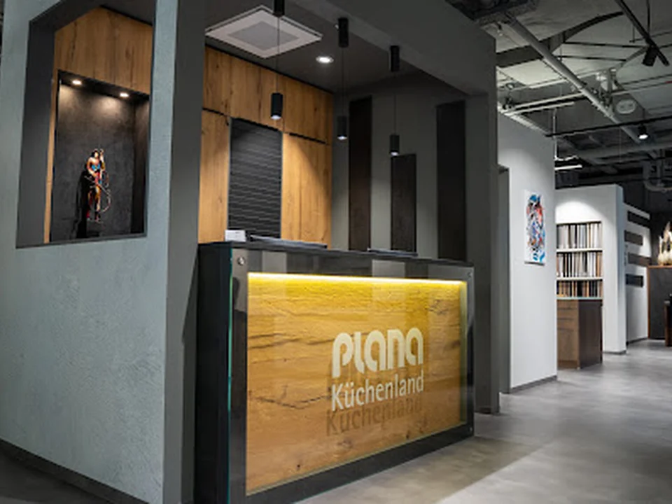 PLANA Küchenstudio München-Süd