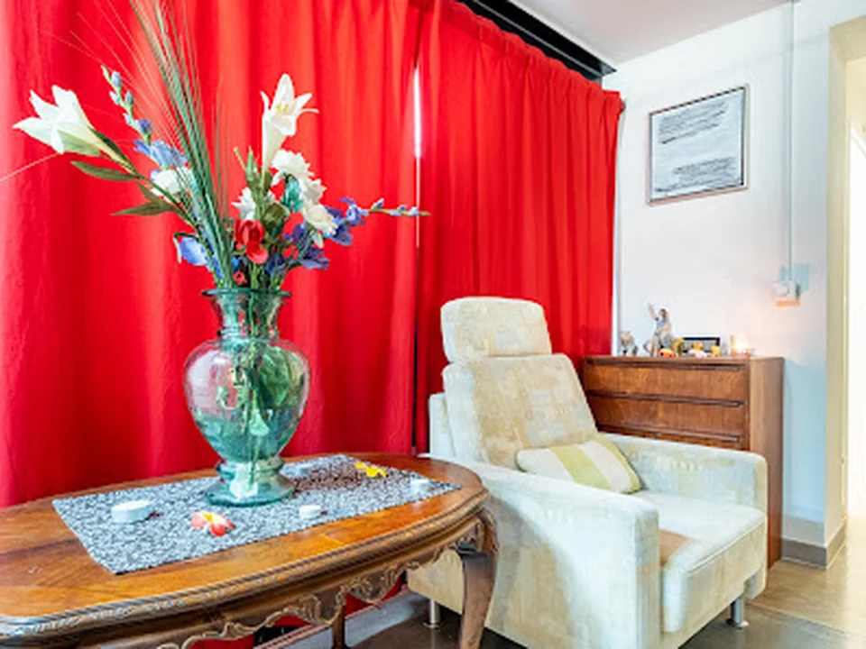 Thong Bai Thai Massage und Spa - Schulung, München