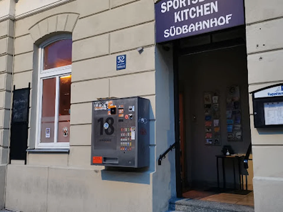 Sportsbar & Kitchen Südbahnhof, München