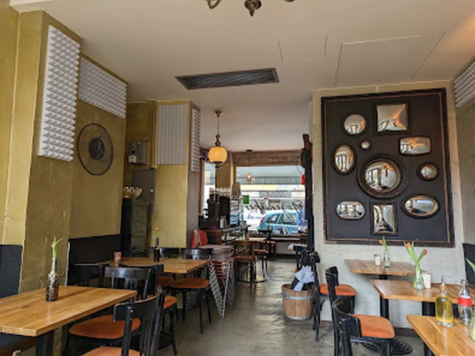 Pizzeria Gegenüber, München
