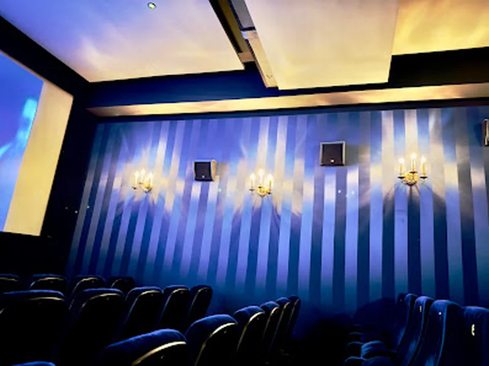 Neues Rex Filmtheater, München