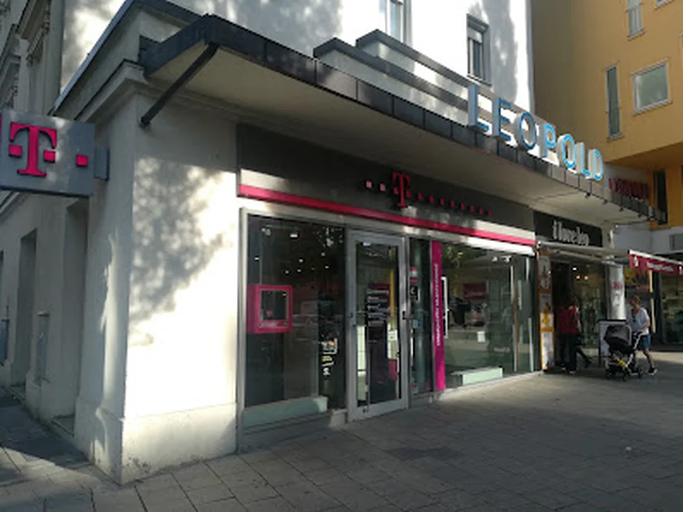 Telekom Shop, München