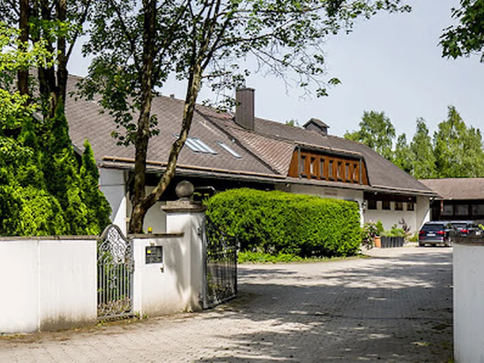 Pferdeklinik Aschheim GmbH, München