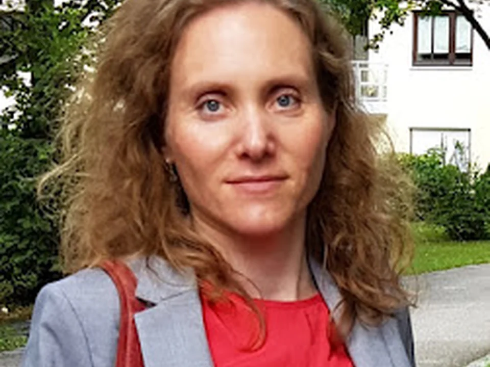 Elena Thomas - Dolmetscherin und beeidigte Übersetzerin für Russisch, München