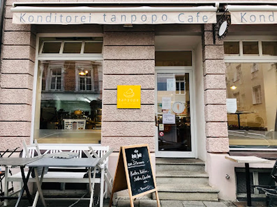 Tanpopo Konditorei Café, München