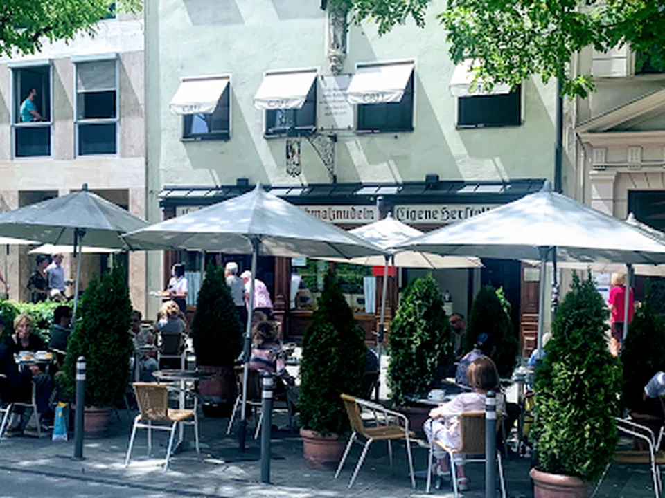 Schmalznudel - Cafe Frischhut, München