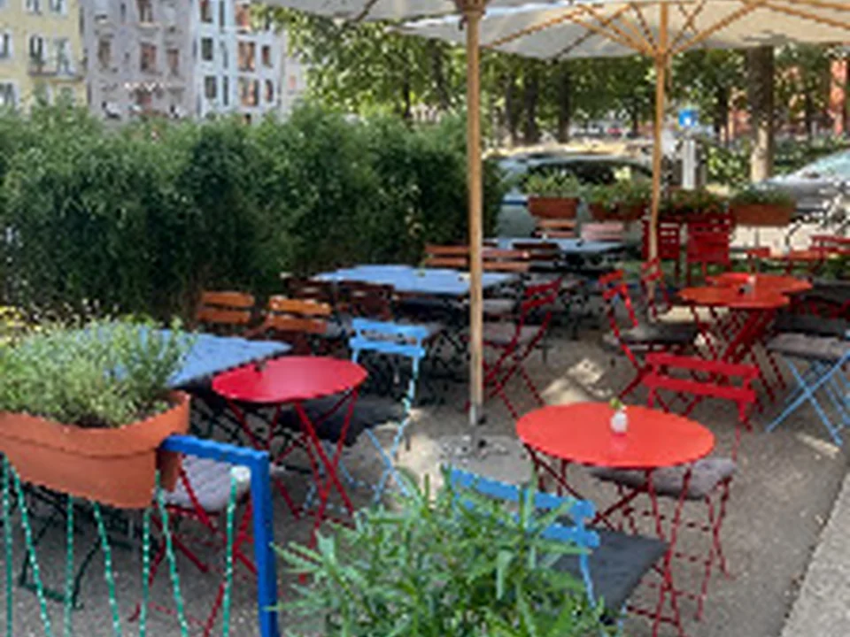 Künstler's Weinbar & Weinhandel / Künstlers Weinbar, München