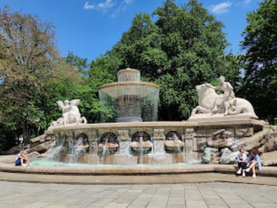 Maximiliansplatz, München