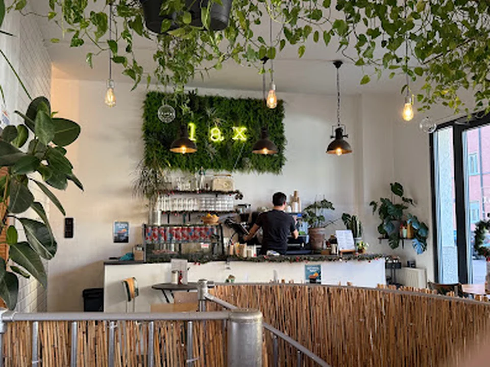 LAX Eatery, München