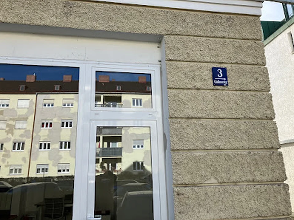 ERGO Versicherung Mathias Nagy in München