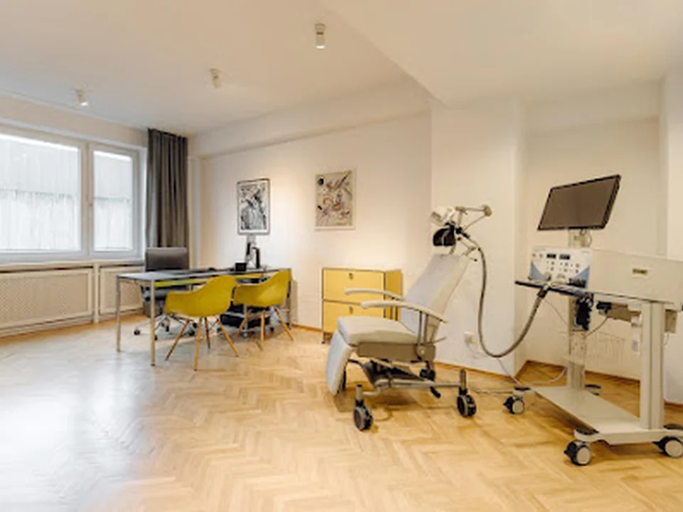 Psychiatrie am Stachus - Dr. med. Dr. med (univ.) Tilmann Bunse, München