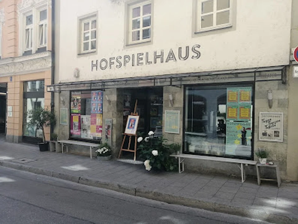 HOFSPIELHAUS, München