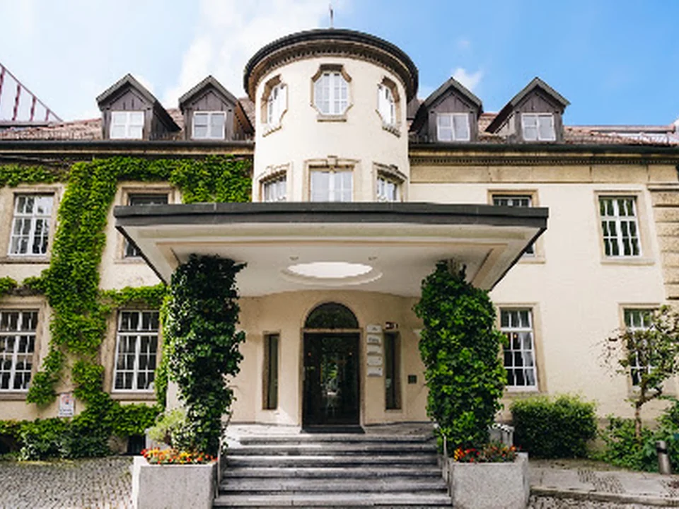 Frauenklinik Dr. Geisenhofer GmbH am Englischen Garten, München