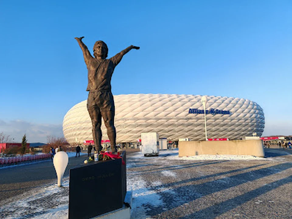 Gerd Müller Denkmal, München