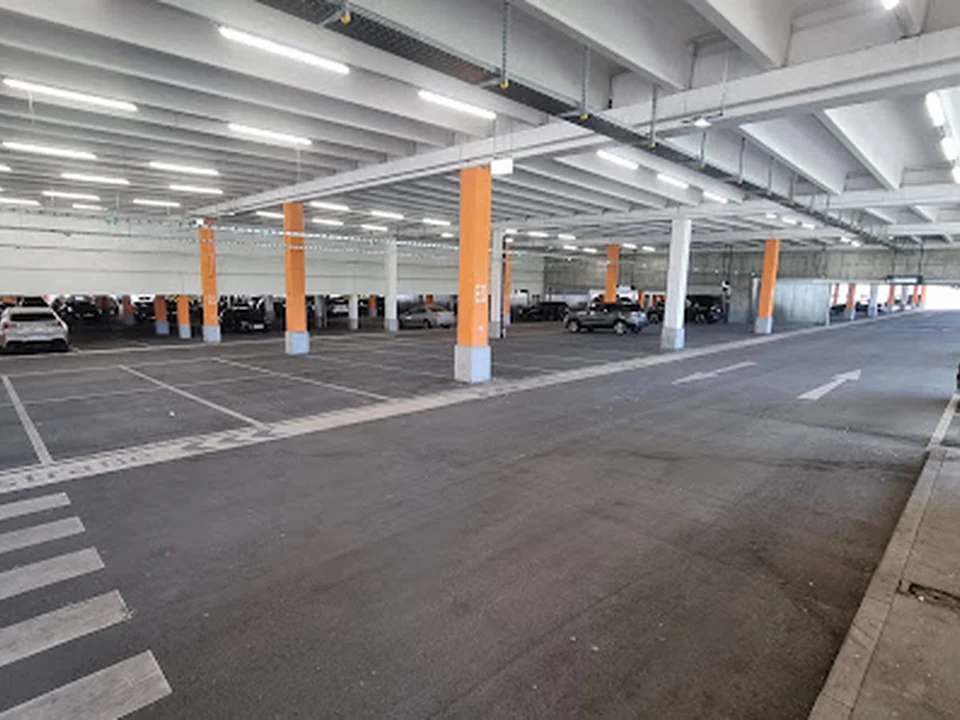 Olympia-Einkaufszentrum Parken Nord, München