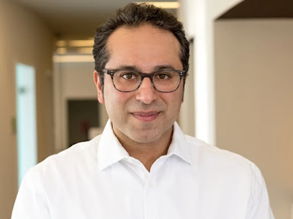 Neurochirurgie München | Dr. med. Ardavan Ardeshiri | am Gasteig