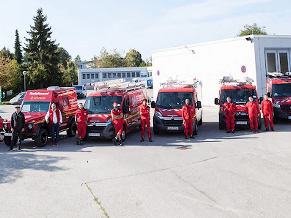 AMD Dachdeckerei Spenglerei GmbH München