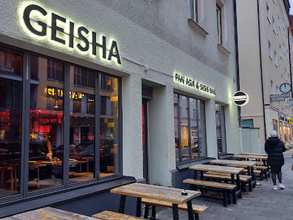 Geisha - Hohenzollernstraße, München