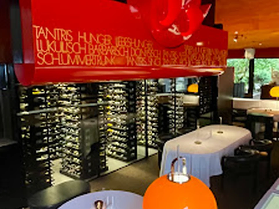 RESTAURANT TANTRIS DNA, München
