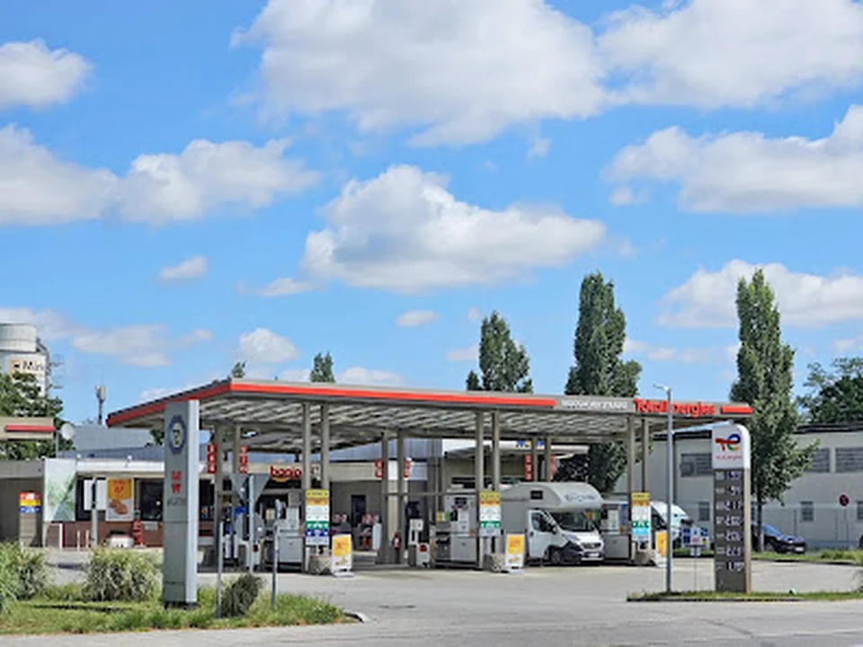 TotalEnergies Tankstelle, München