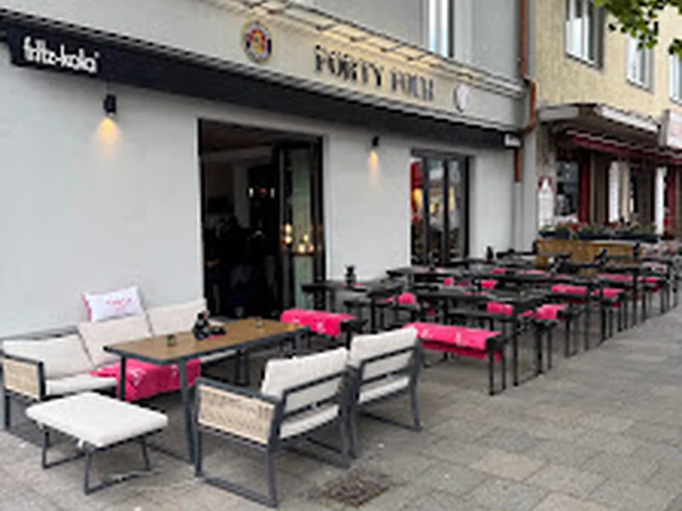 Forty Four Burger & Bar, München