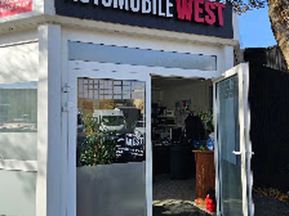 Automobile West, München