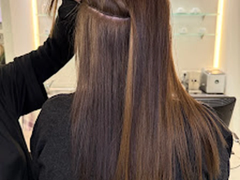 Secret Hairstyles – Balayage, AirTouch & Premium Friseur München Moosach