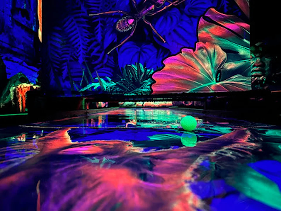 Exus München - 3D Neongolf