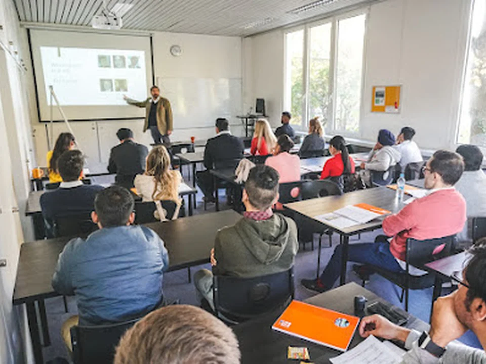 New European College GmbH, München