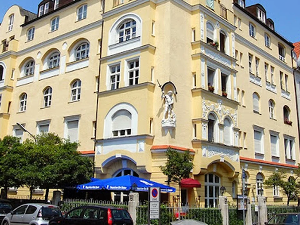 Finanzstrategien Markus Sturm - Finanzberater & Versicherungen, München
