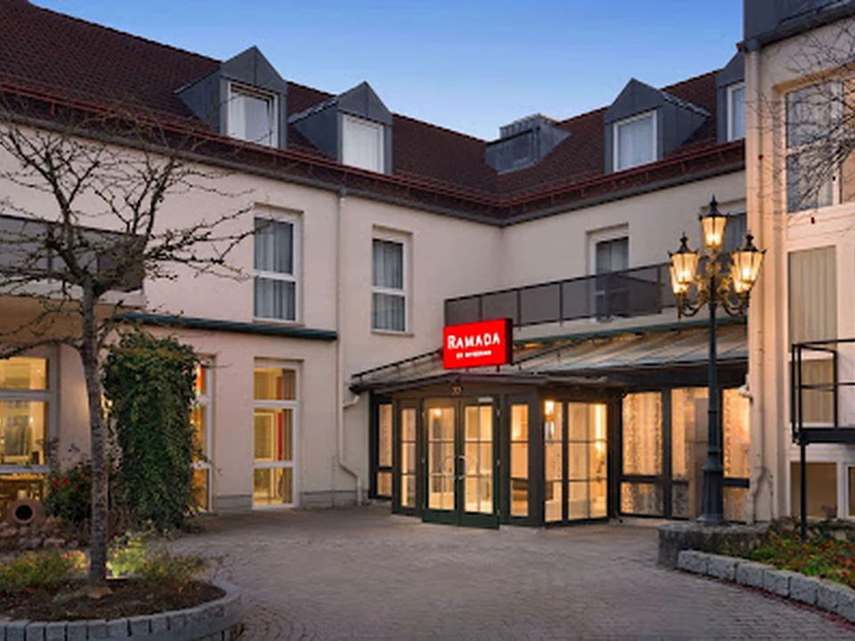 Ramada by Wyndham Muenchen Airport, München